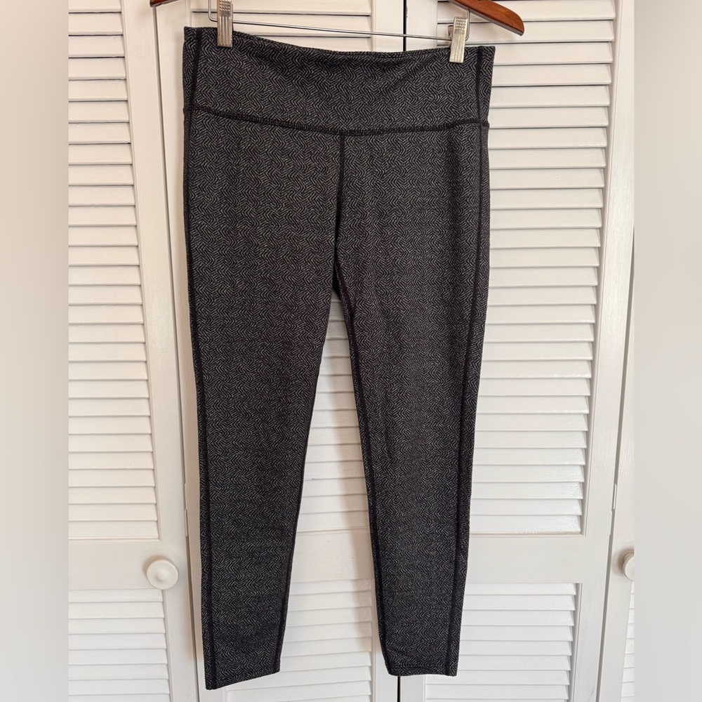 Athleta leggings size M